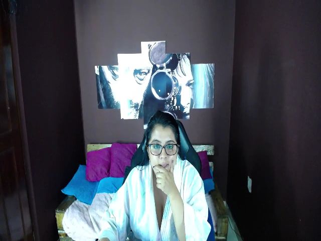 Live sex webcam photo for Hana_cute #269127298