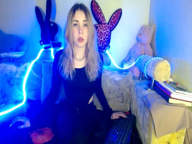 Live sex webcam photo for WendyMey #269119516