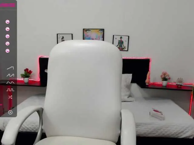 Live sex webcam photo for sol-naughty #269123181