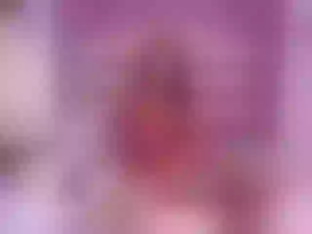 Live sex webcam photo for LizGutierrez #269107757