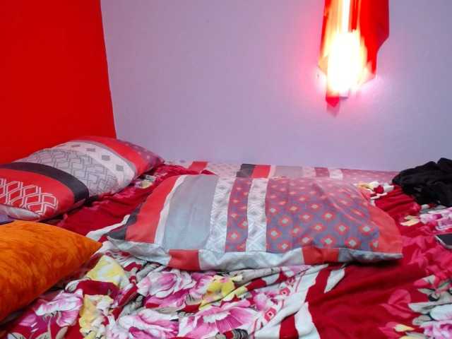 Live sex webcam photo for agataa #269107921