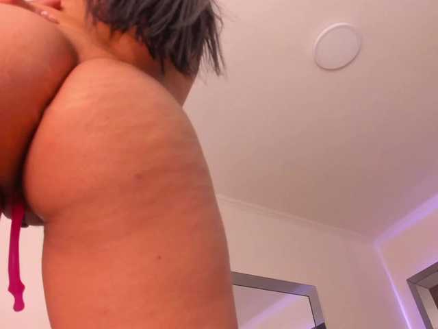 Live sex webcam photo for Marnie-Jones #269113275