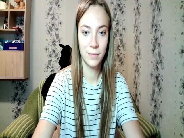 Live sex webcam photo for MissGladys #269120366