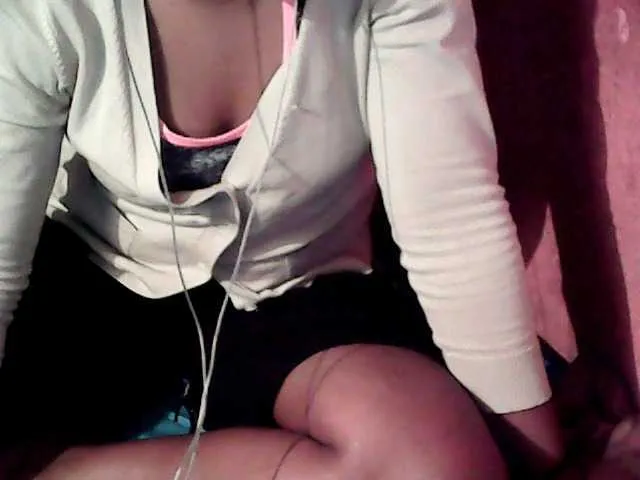 Live sex webcam photo for YourEbonyToy #269117544