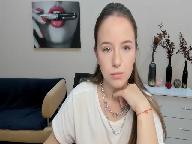 Live sex webcam photo for SailyBeen #269115332