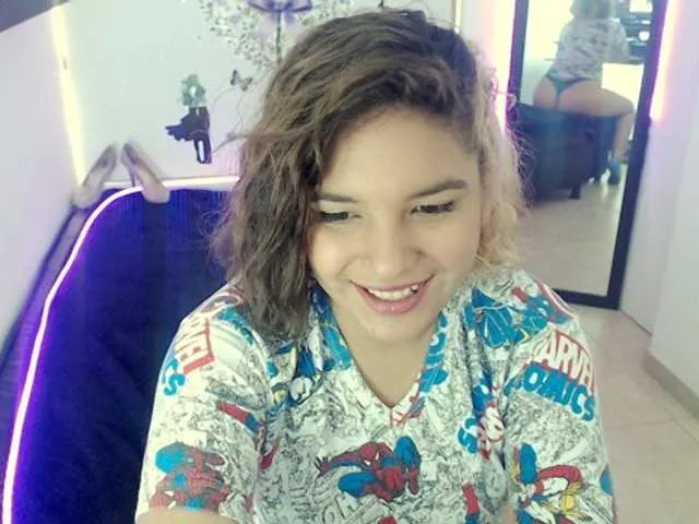 Live sex webcam photo for alice-cruz #269123885