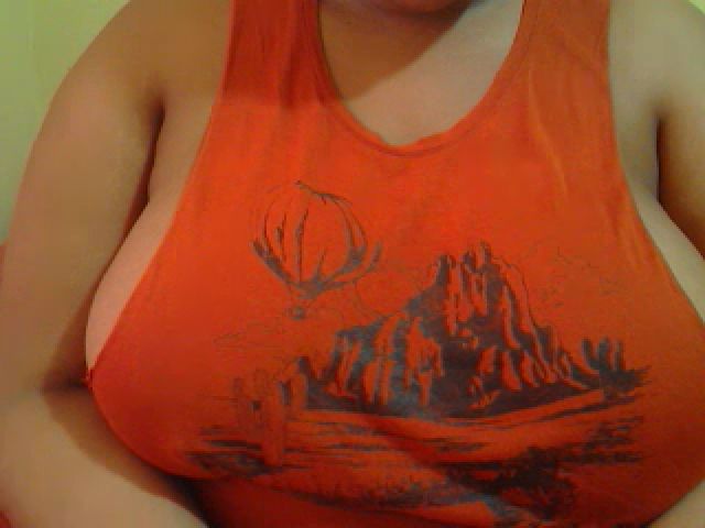 Live sex webcam photo for Longlove2 #269115862