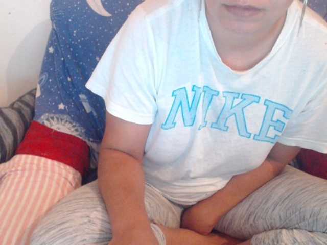 Live sex webcam photo for carlastar00 #269130118