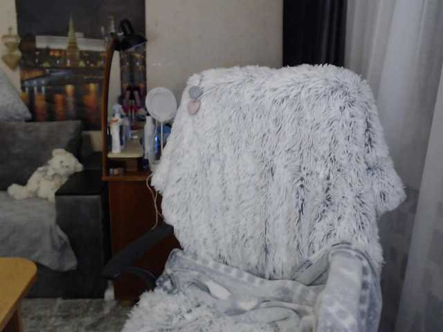 Live sex webcam photo for xyliganka777 #269128544