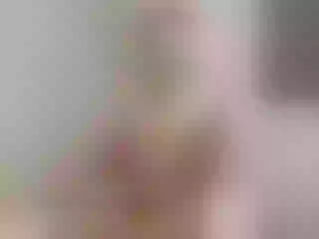 Live sex webcam photo for MisssMira #269128729