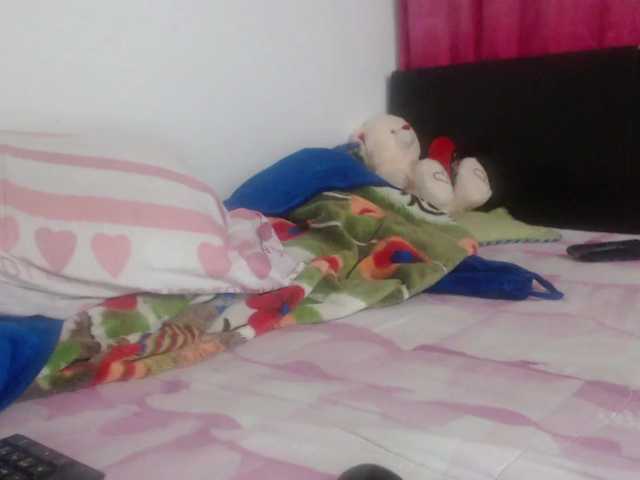 Live sex webcam photo for Daizy-cooper #269130169