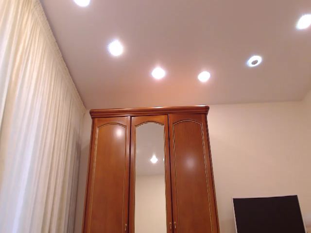 Live sex webcam photo for MsLily #287849149