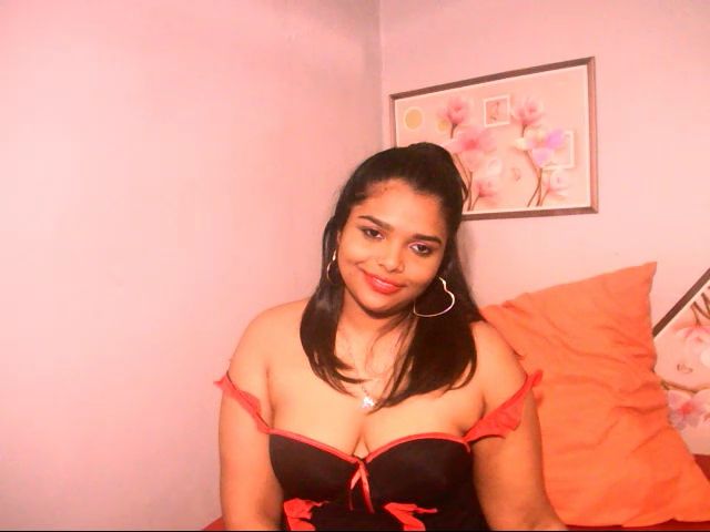 Live sex webcam photo for Indiankimmy #269140513