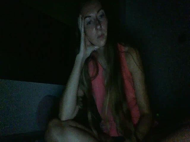 Live sex webcam photo for CheelyWilly #269147152