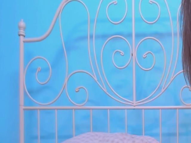 Live sex webcam photo for LindseyDoll #269131679