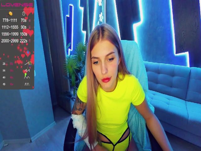 Live sex webcam photo for Adelina___ #269142538