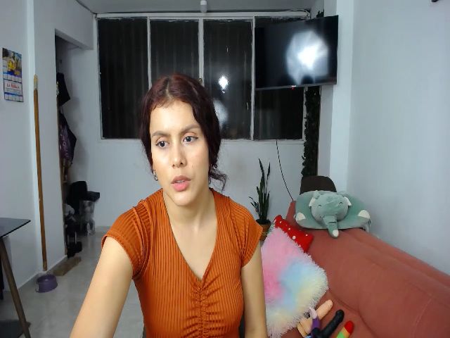 Live sex webcam photo for Akeishaa_ #269132788