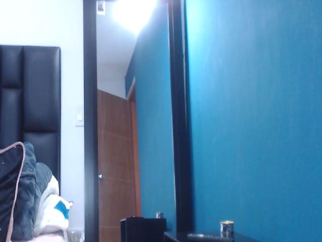 Live sex webcam photo for Camii_osoriio #269146448