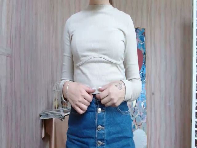 Live sex webcam photo for your_lina18_ #269140151