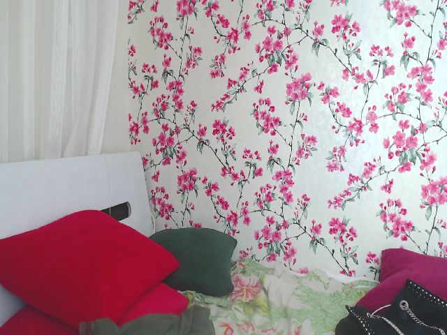 Live sex webcam photo for MilaSpank_ #269145527