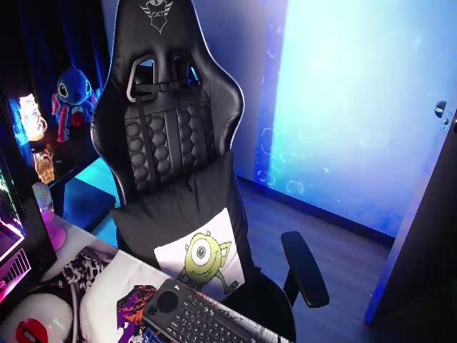 Live sex webcam photo for BiancaMiller #269136843