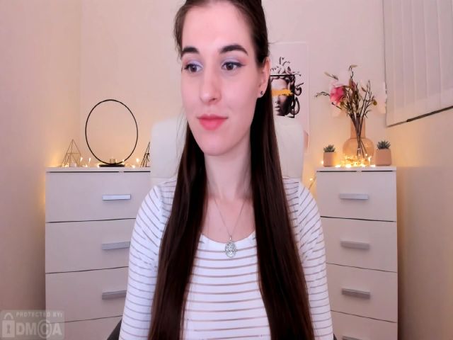 Live sex webcam photo for Jenny_Dove #269139901