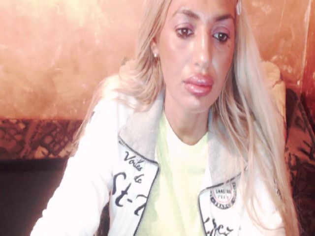 Live sex webcam photo for Goodspleasure #269142590