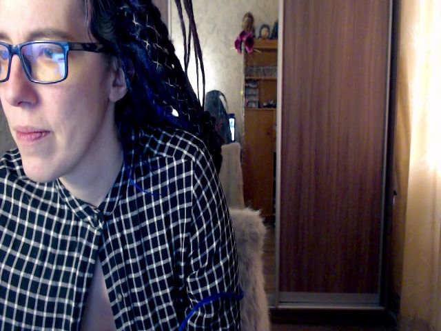 Live sex webcam photo for Sexymeow #269137435