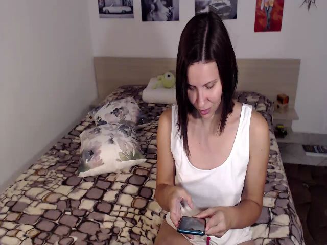 Live sex webcam photo for JustMeXY7 #269142471