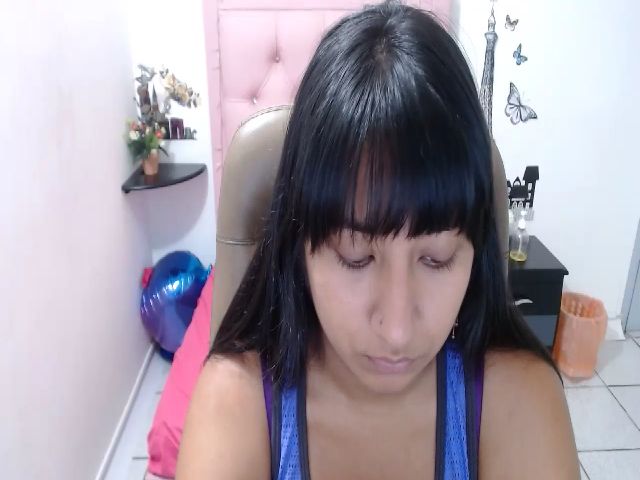 Live sex webcam photo for Camilasweeet_ #269131933