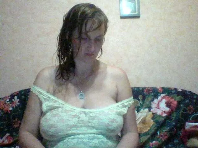 Live sex webcam photo for MssAngela #288008746