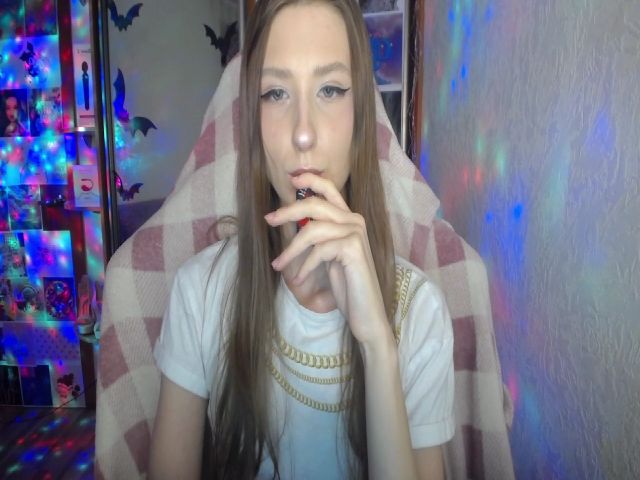 Live sex webcam photo for M00T4B0R #269142109