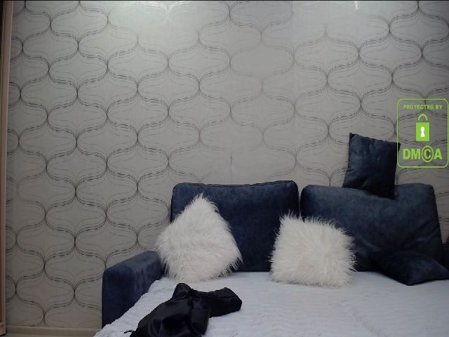 Live sex webcam photo for SexyAnjela #269138098