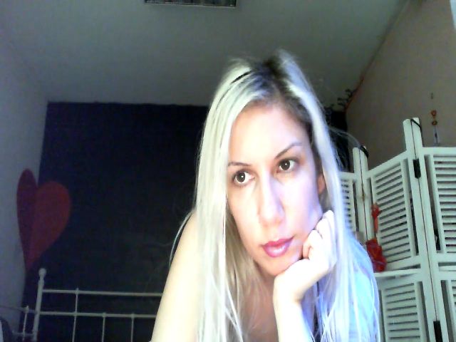 Live sex webcam photo for Marvel33 #269133540
