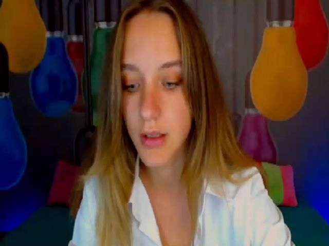 Live sex webcam photo for Tessa_Hot #269141576