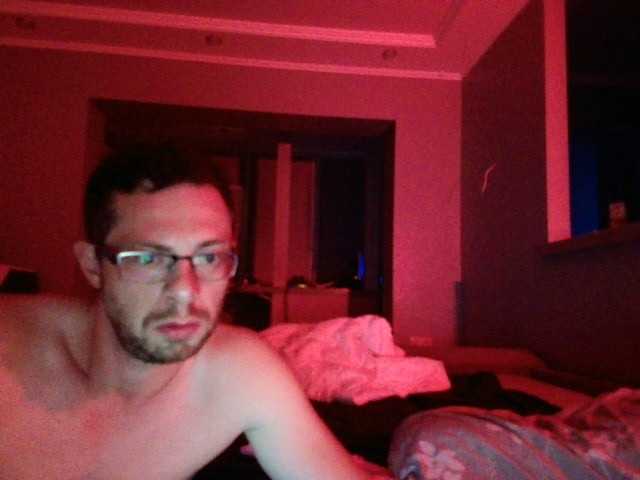 Live sex webcam photo for Kendal212 #269128403