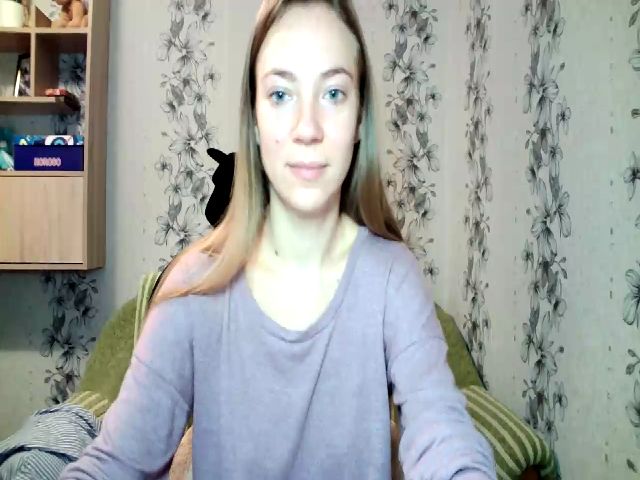 Live sex webcam photo for MissGladys #269136709