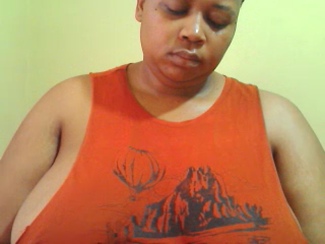 Live sex webcam photo for Longlove2 #269136242