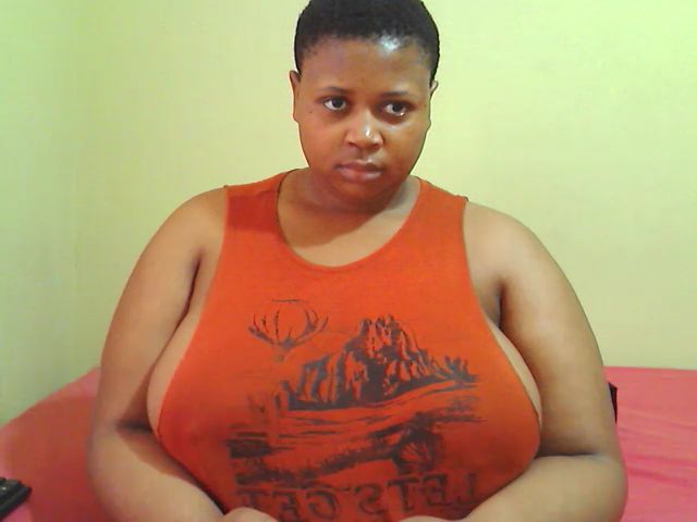 Live sex webcam photo for Longlove2 #269139636