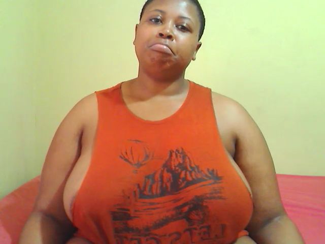 Live sex webcam photo for Longlove2 #269139983