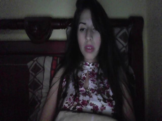 Live sex webcam photo for michu_20 #269130953