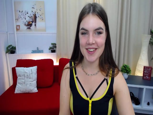 Live sex webcam photo for ViolaLily #269135627