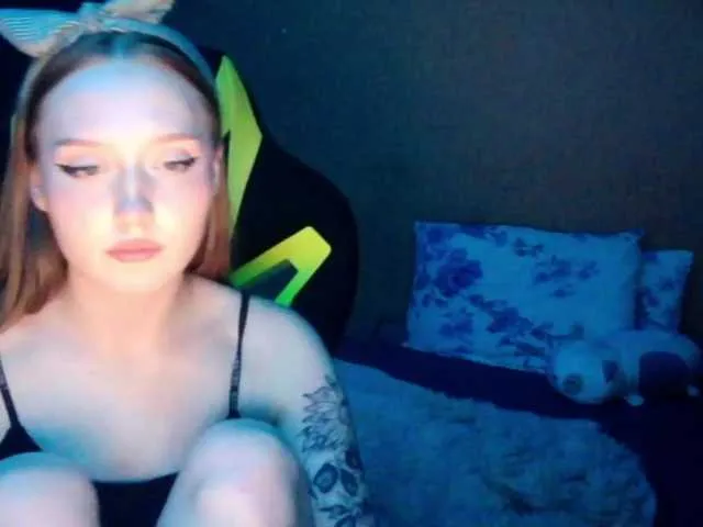 Live sex webcam photo for EMO4ukca #269143454