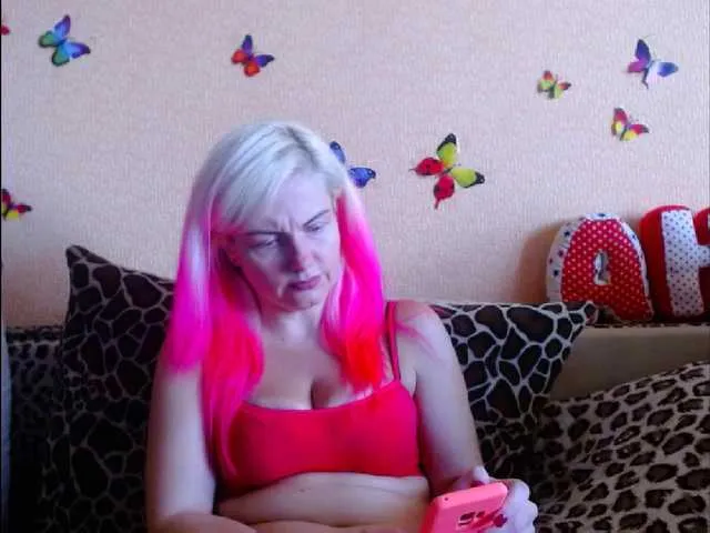 Live sex webcam photo for melek-7250 #269157776