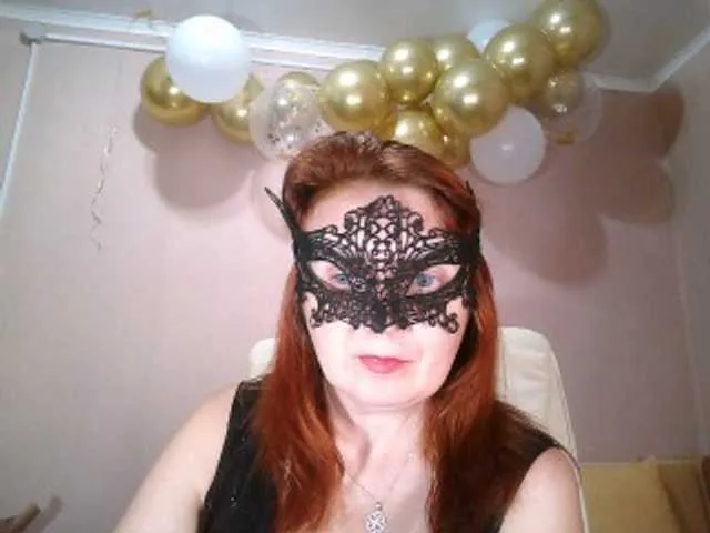 Live sex webcam photo for leeloofire #269160936