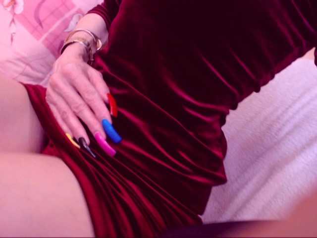 Live sex webcam photo for SpecialCerise #269153858