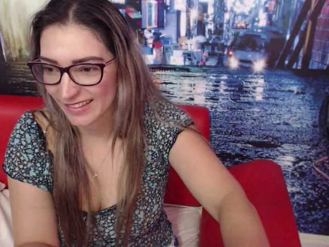 Live sex webcam photo for jeniferblanco #269161421