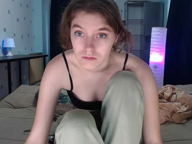 Live sex webcam photo for CassySweetKit #269157311