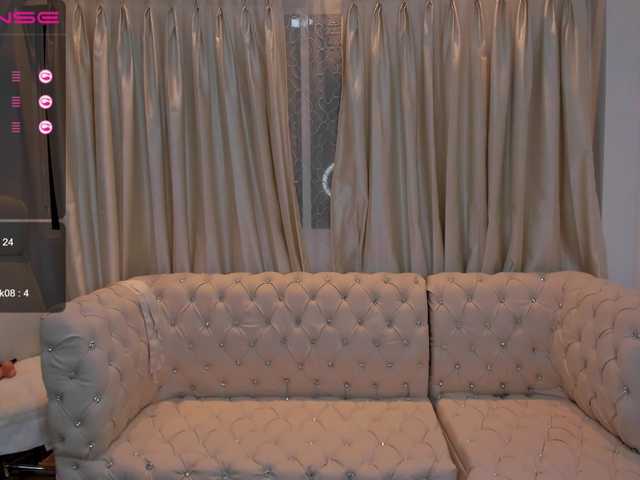 Live sex webcam photo for LexieBrooke #269150118