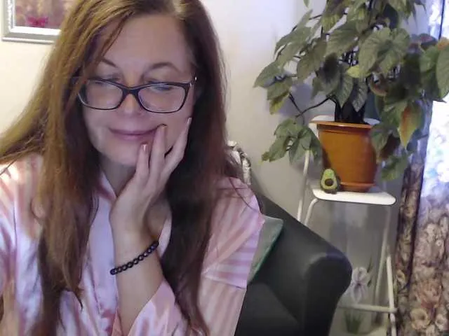 Live sex webcam photo for HelenBerg #269153327